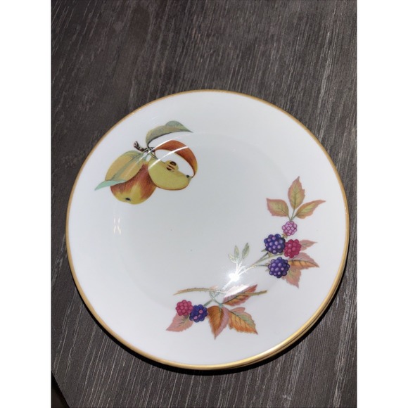 Royal Worcester Other - Royal Worcester EVESHAM GOLD Trim 6 1/2" Bread and Butter Plates Set of 4